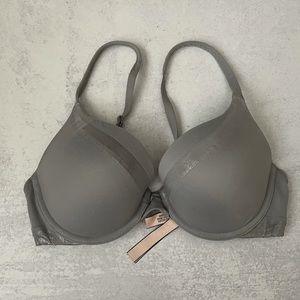 Victoria’s Secret Body by Victoria Bra